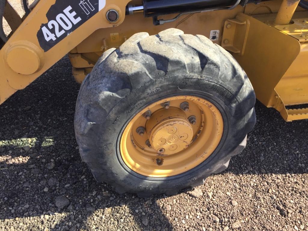 Caterpillar 420E IT Backhoe,