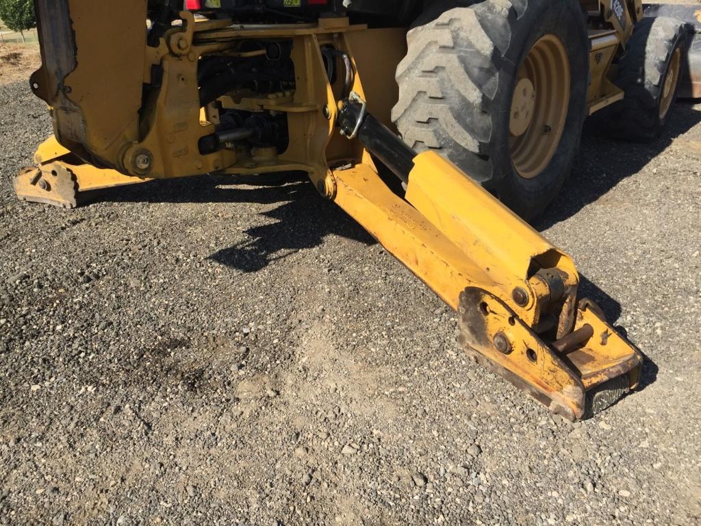 Caterpillar 420E IT Backhoe,