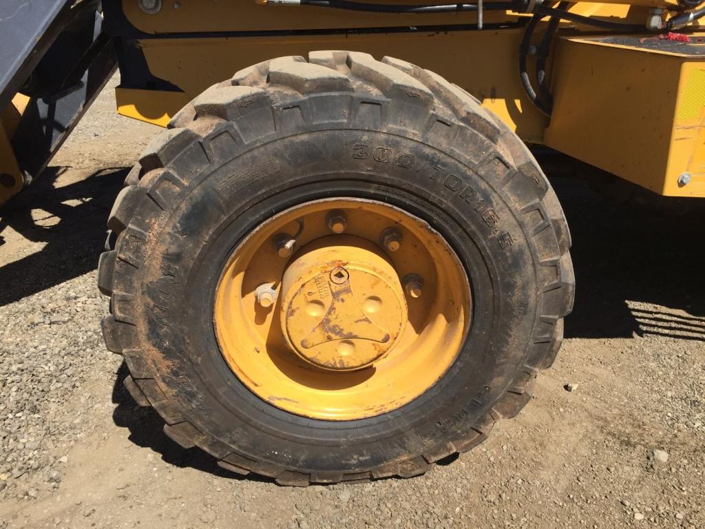 2015 John Deere 210KEP Skip Loader,