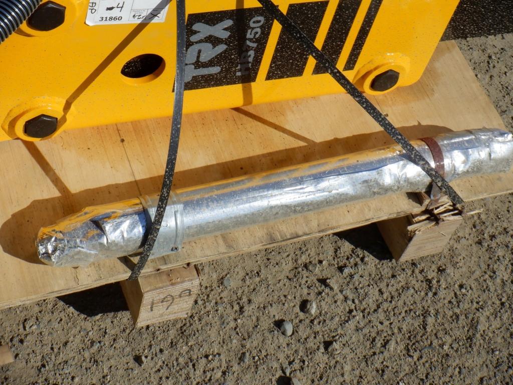 Unused 2021 TRX HB750 Hydraulic Hammer Attachment,