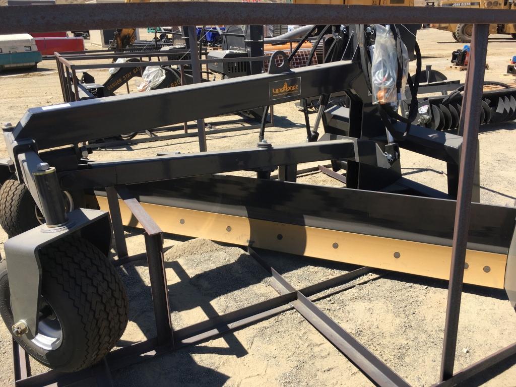 Unused 2022 Landhonor 96" Grader Attachment,
