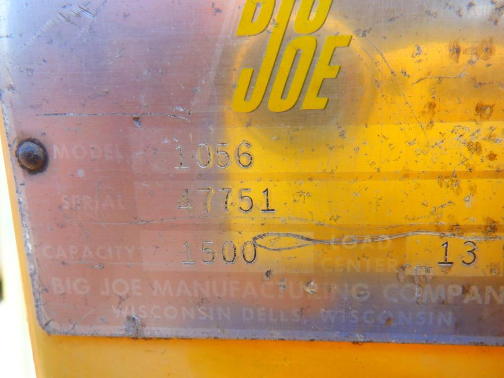 Big Joe Material Lift,