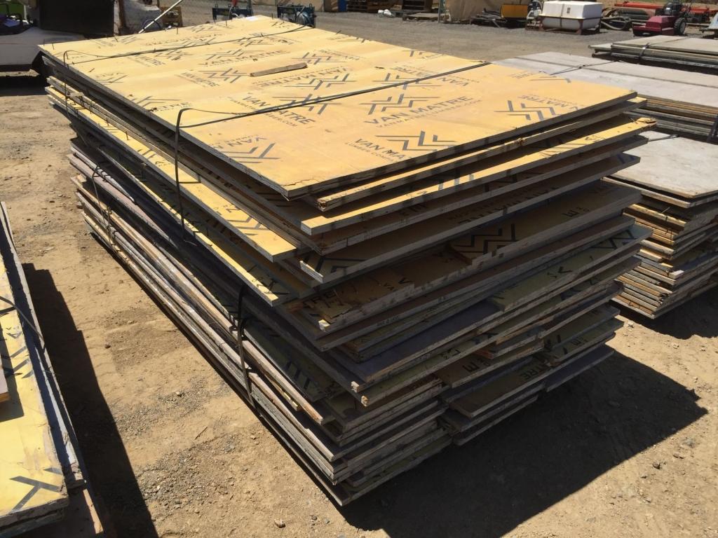 4' x 8' Wood Concrete Forms.