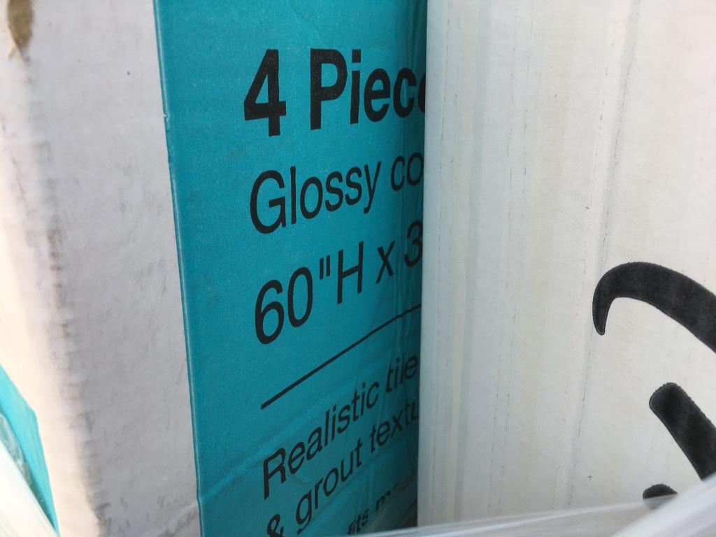 Pallet of Misc Shower/Tub Enclosures w/Doors.