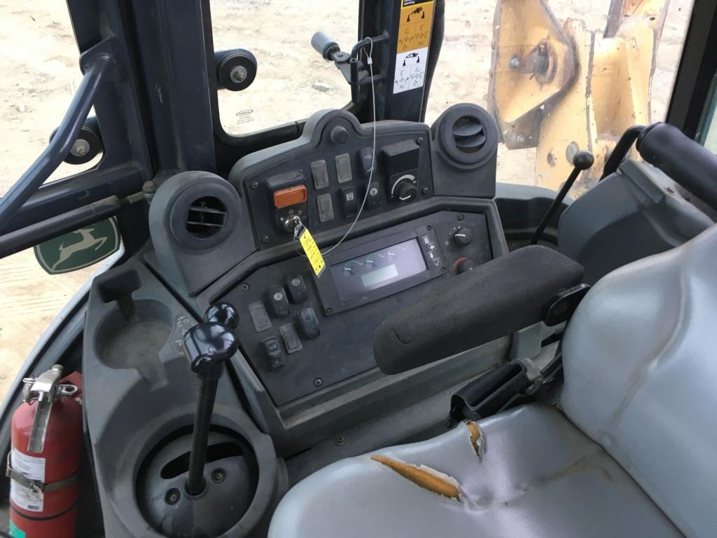 2010 John Deere 410J Backhoe,