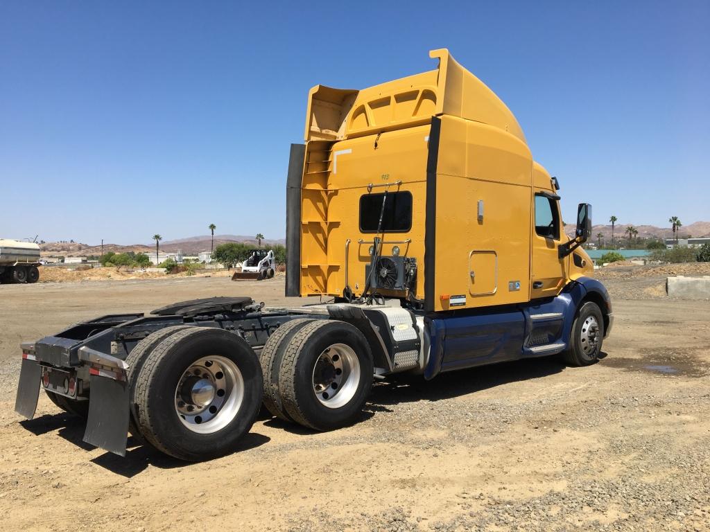 2014 Peterbilt 579 Truck Tractor,