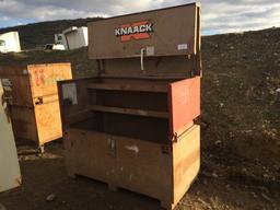 Knaack 46in x 60in x 30in Job Box.