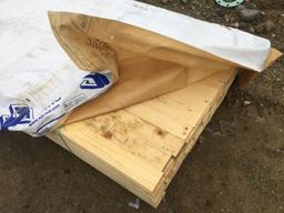 (208) 3.5in x 8ft Misc Lumber.