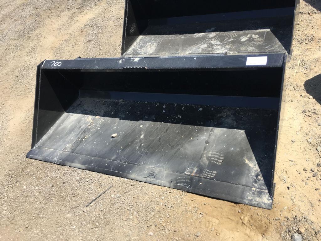 Unused 72in Loader Bucket,