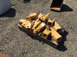 Pallet of Misc Unused Teeth.