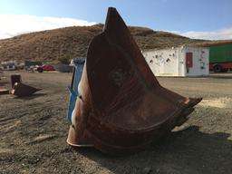 Hensley 3.5 CuYd V Bucket,