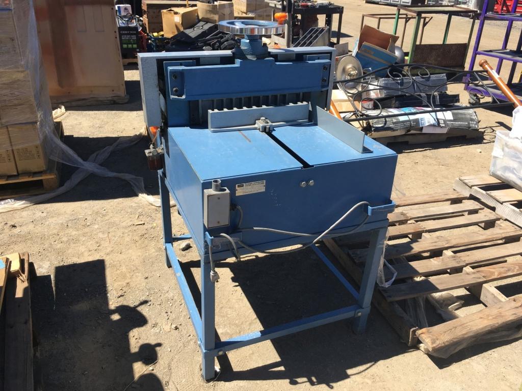 Uchida 46 Paper Guillotine,