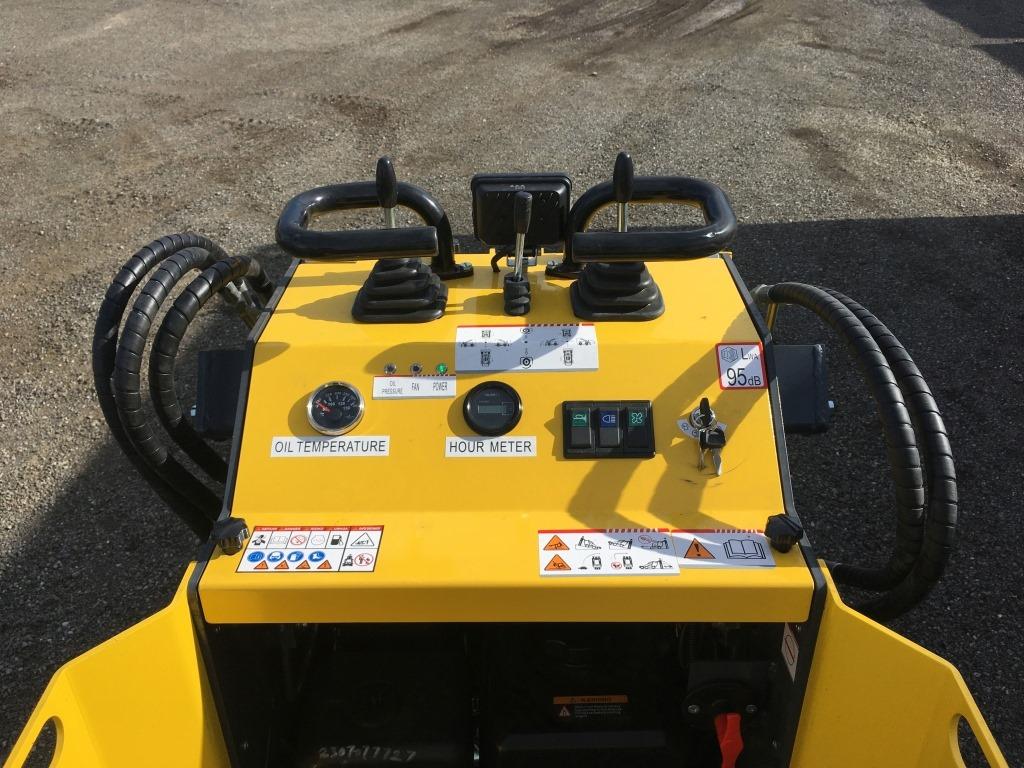 Unused 2023 EGN EG360 Stand-OnTrack Loader,