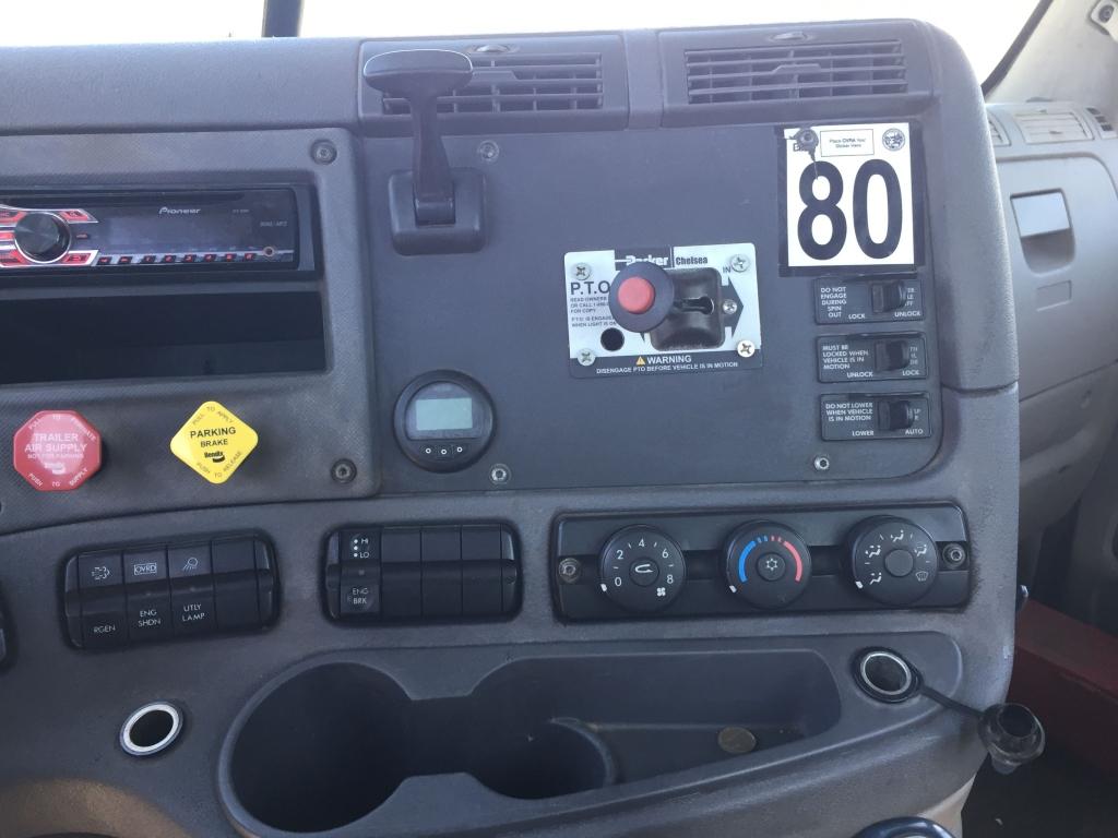 2013 Freightliner Cascadia Truck Tractor,