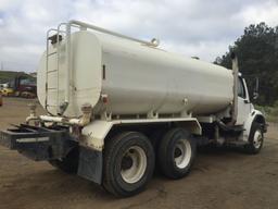 2005 Freightliner Business Class M2 4000 Gallon