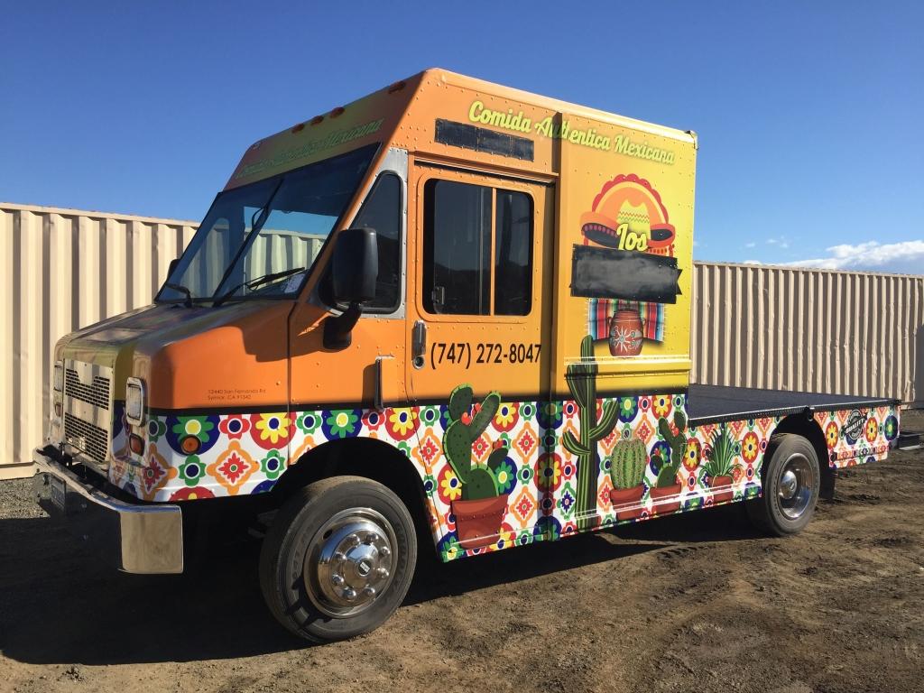 1998 Freightliner MT45 Flatbed Truck,