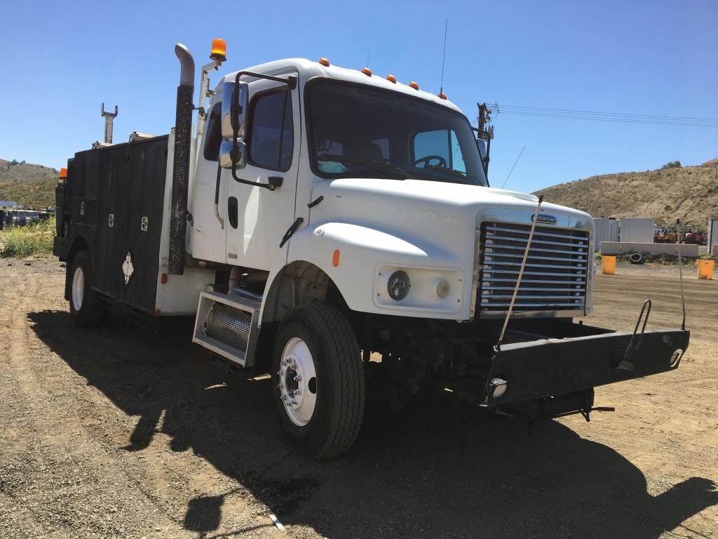 2010 Freightliner M2 Extended Cab Mechanics Truck,