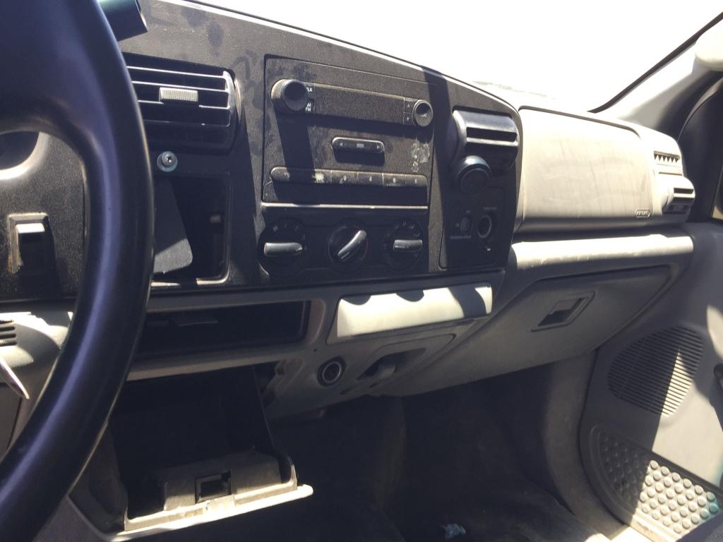 2006 Ford F250 XL Super Duty Pickup,