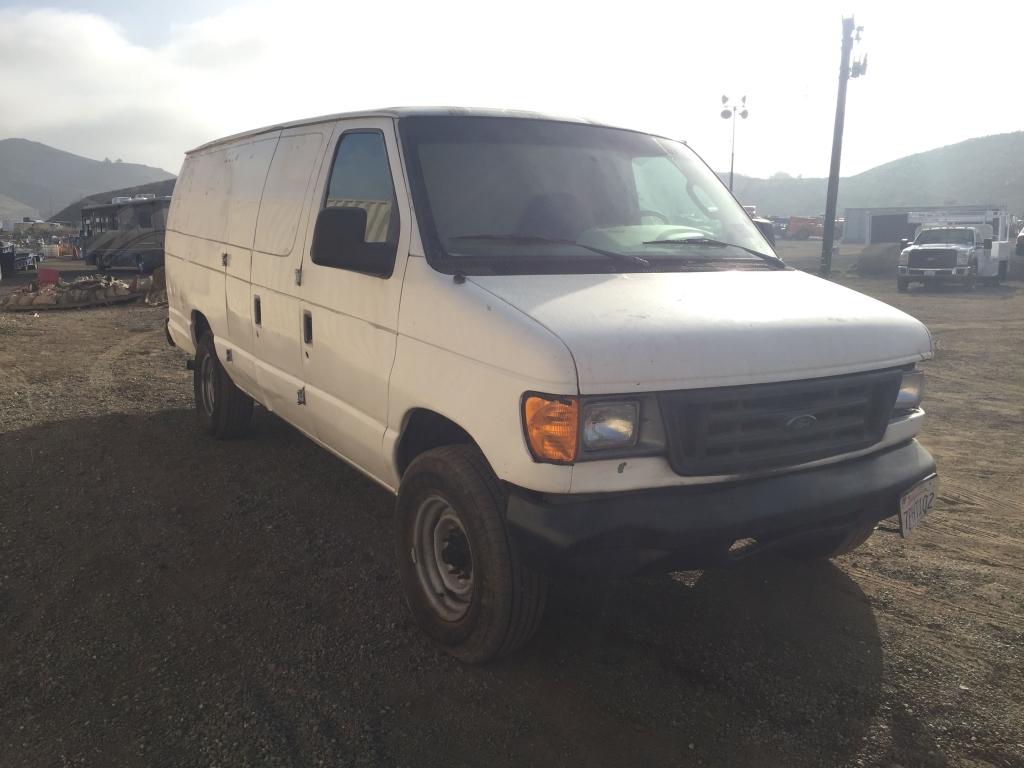 2006 Ford E350 Econoline Cargo Van,