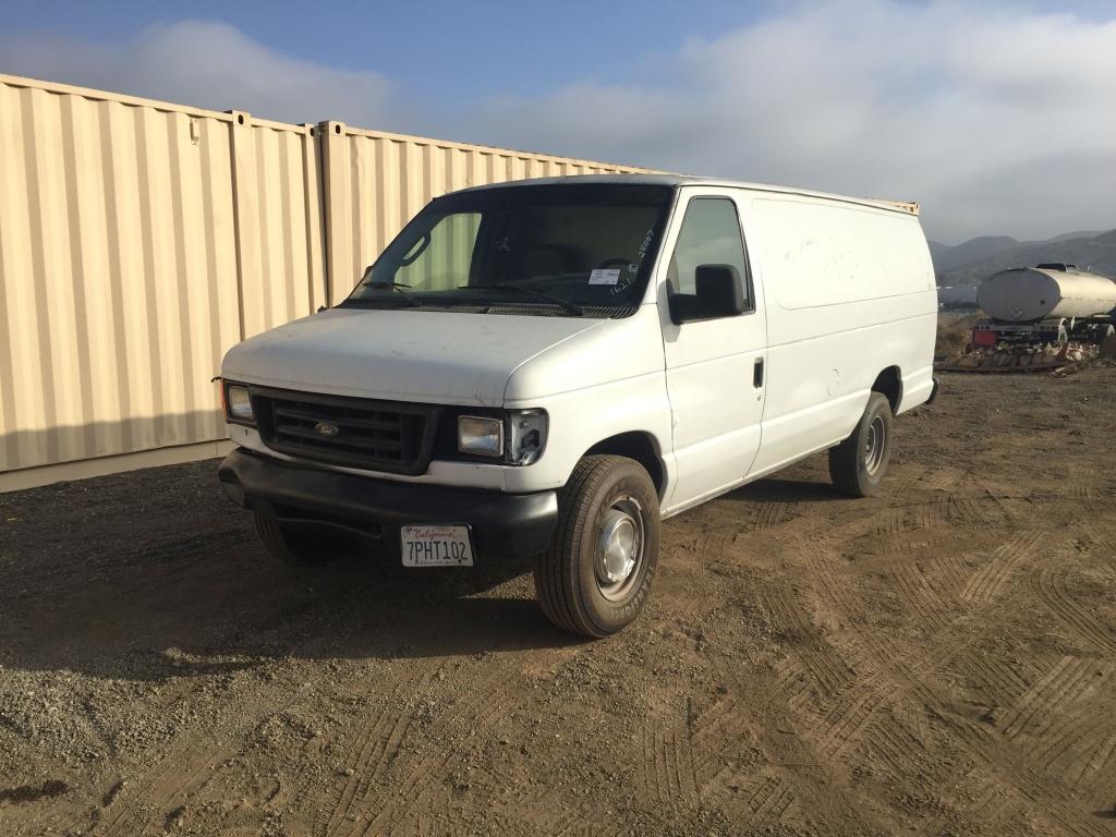 2006 Ford E350 Econoline Cargo Van,