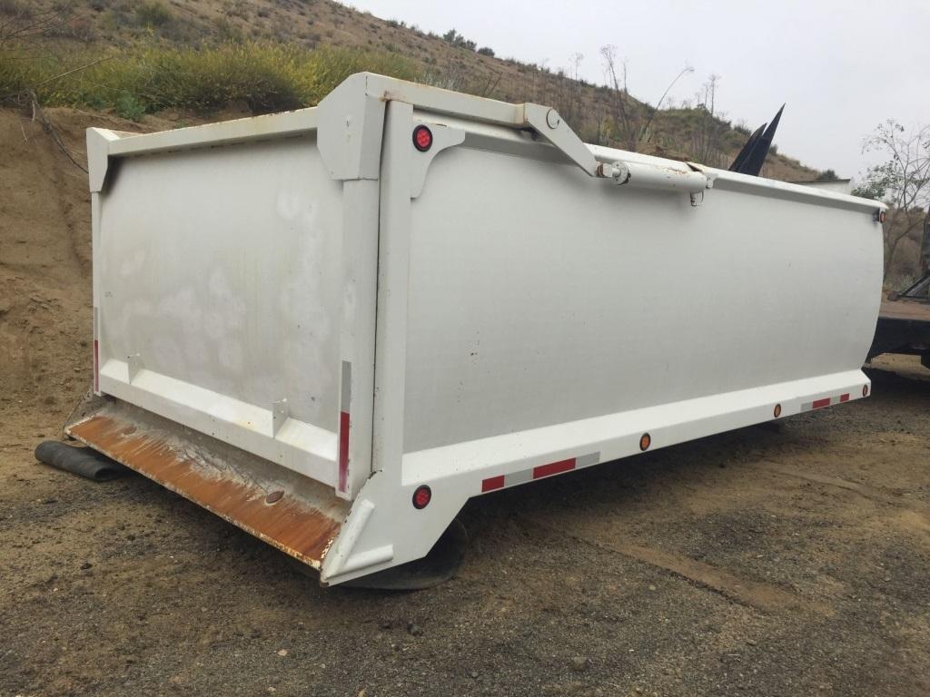 2007 Rogue Pup Trailer,