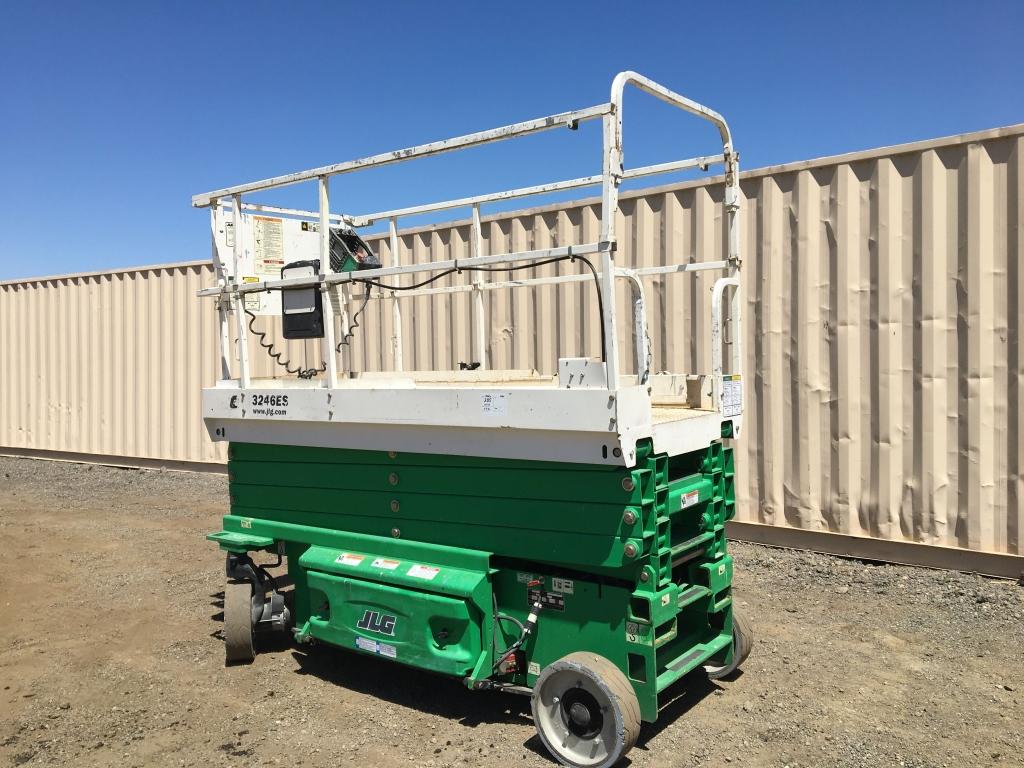 2015 JLG 3246ES Scissor Lift,