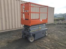 1999 Sky Jack SJIII3219 Scissor Lift,