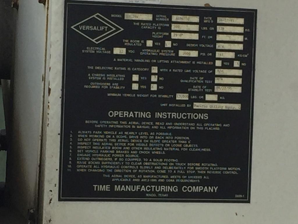 1995 Ford F700 Bucket Truck,