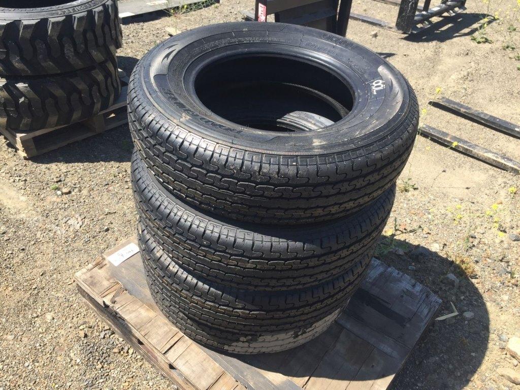 (4) Unused Roadglider QH100 ST205/75R15 Trailer