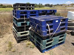 (27) Misc Plastic Pallets.