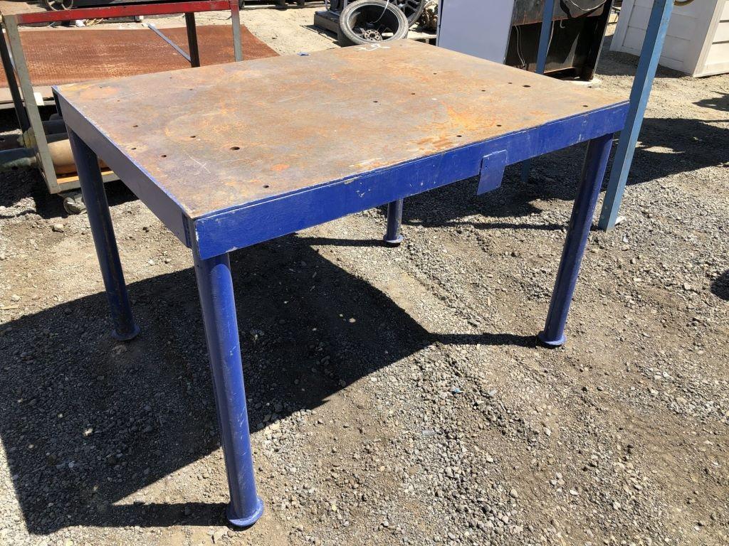 36in x 48in x 32in Metal Workbench/Table.