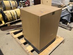 Pallet of Meilink 16in x 24in x 18in Combo Safe,