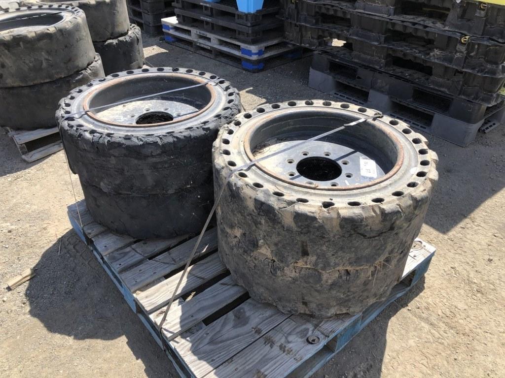 (4) 7.5x20 Skid Steer Tires & 8 Lug Rims.