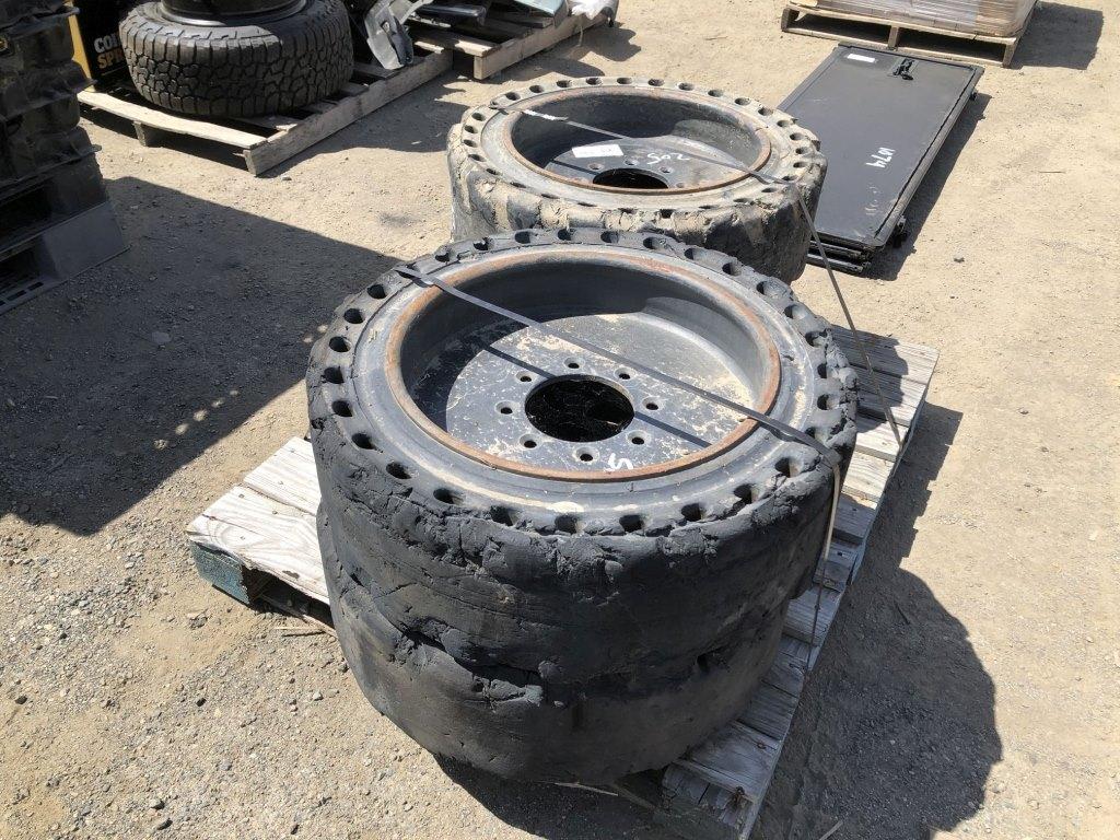 (4) 7.5x20 Skid Steer Tires & 8 Lug Rims.