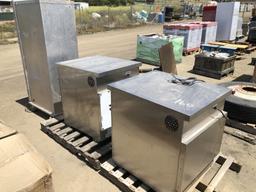 (2) Winstone Temperature Holding Food Cabinets,