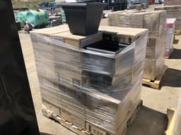 Pallet of Misc 14.5in Plastic Square Planters.