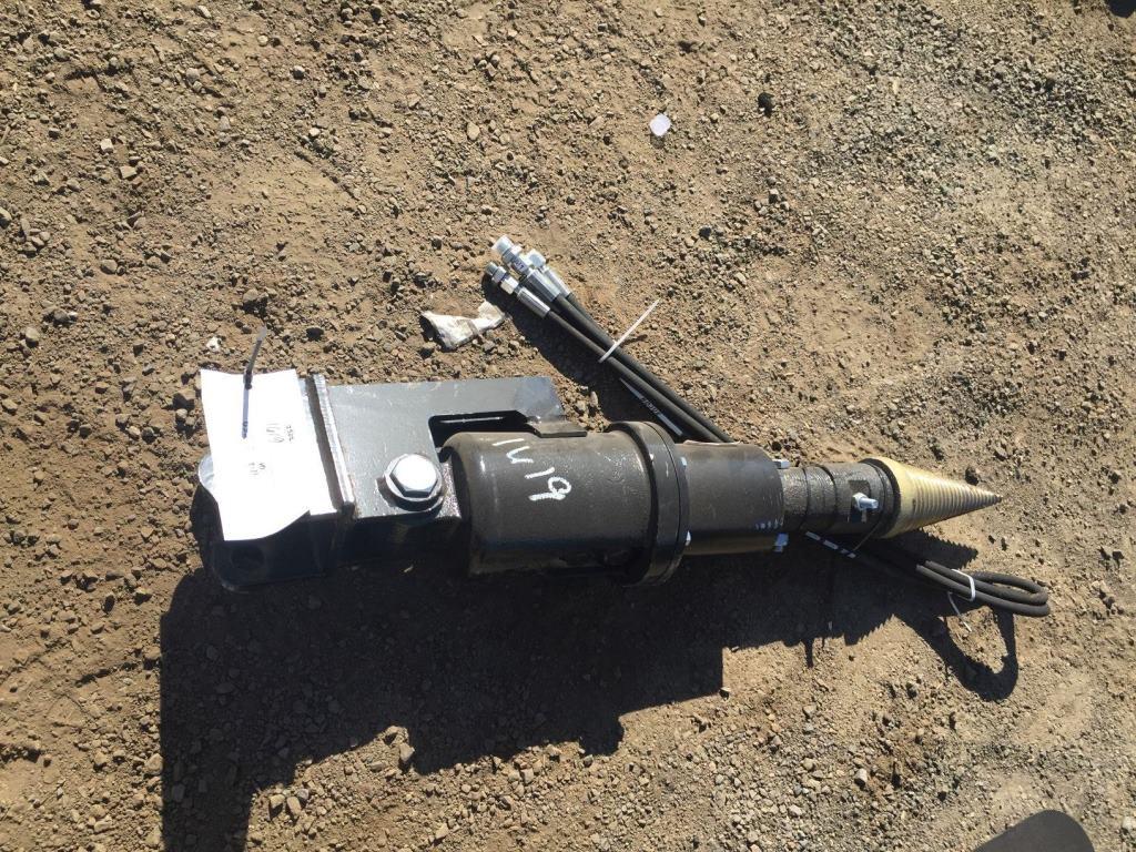 Unused Wood Splitting Attachment,