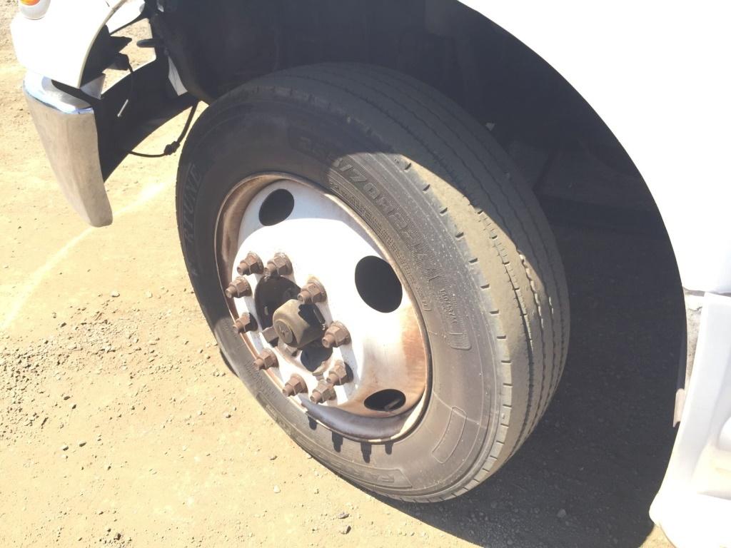 2015 Ford F650 Starcraft Bus,