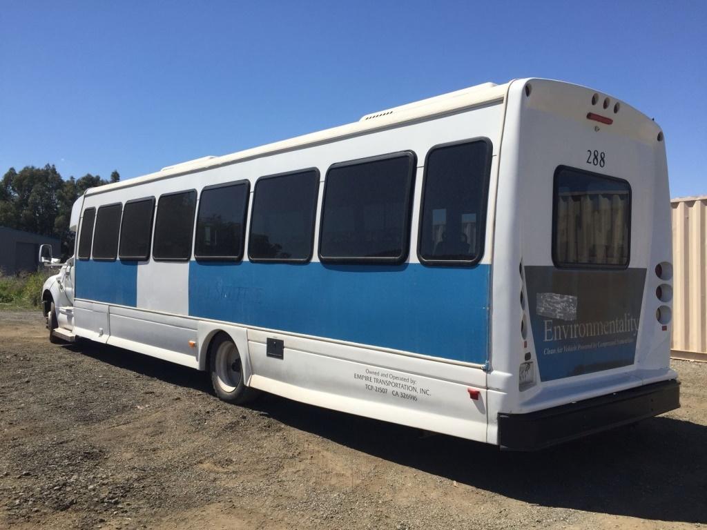 2015 Ford F650 Starcraft Bus,