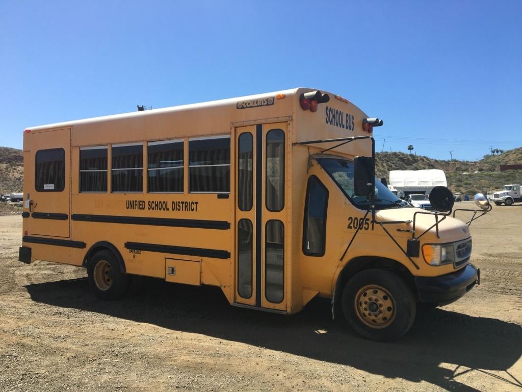 2000 Ford E450 Bus,