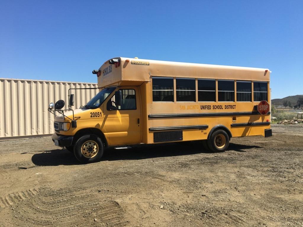 2000 Ford E450 Bus,