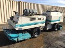 Tennant 1550 Ride-On Floor Scrubber,