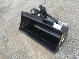 Unused Miva 36in Hydraulic Tilting Bucket,