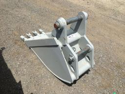 Unused CF Pro-14 Bucket,