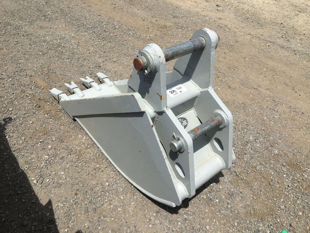 Unused CF Pro-14 Bucket,