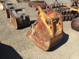 16in Excavator Bucket,