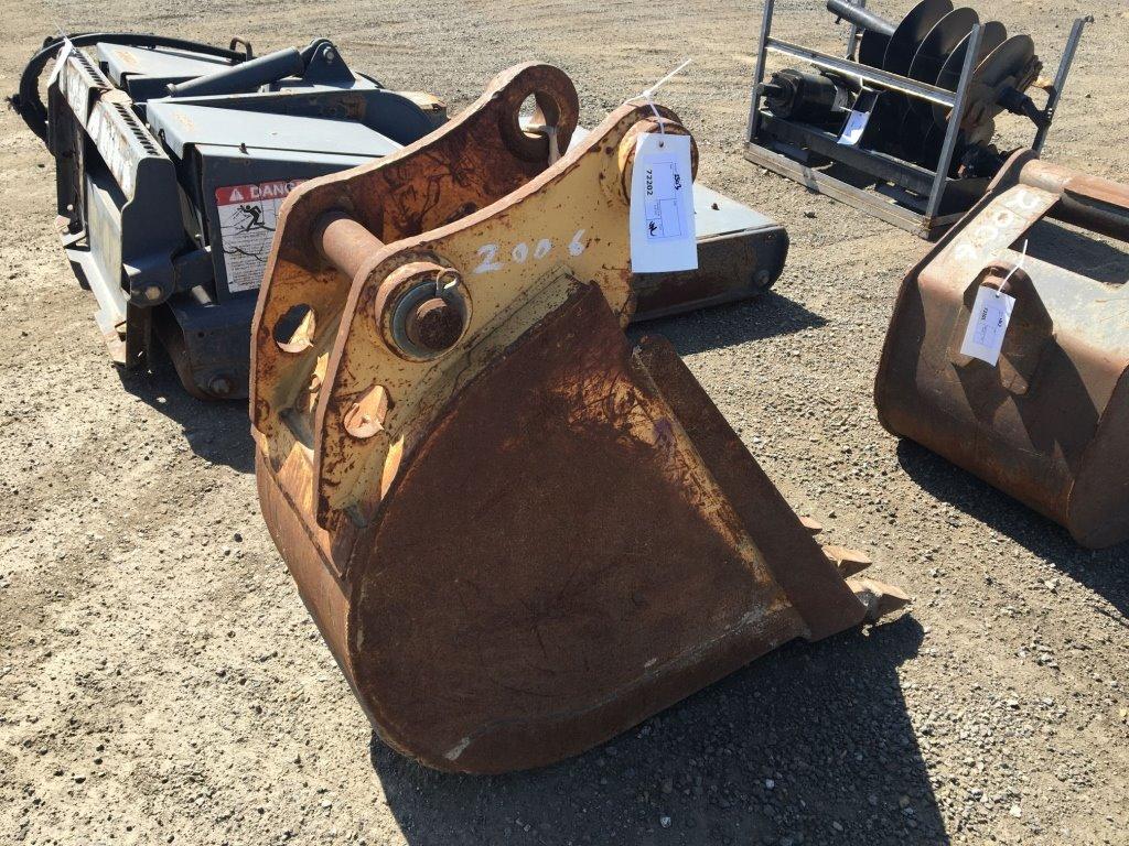 16in Excavator Bucket,
