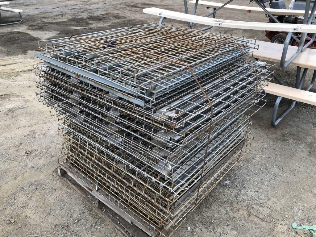 Pallet of Misc Pallet Racking Wire Decking.