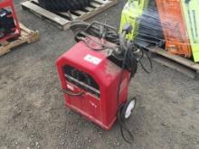 Lincoln AC-225 Electric ARC Welder.