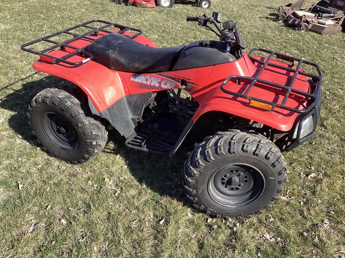 2002 Arctic Cat 250 2x4 Four Wheeler